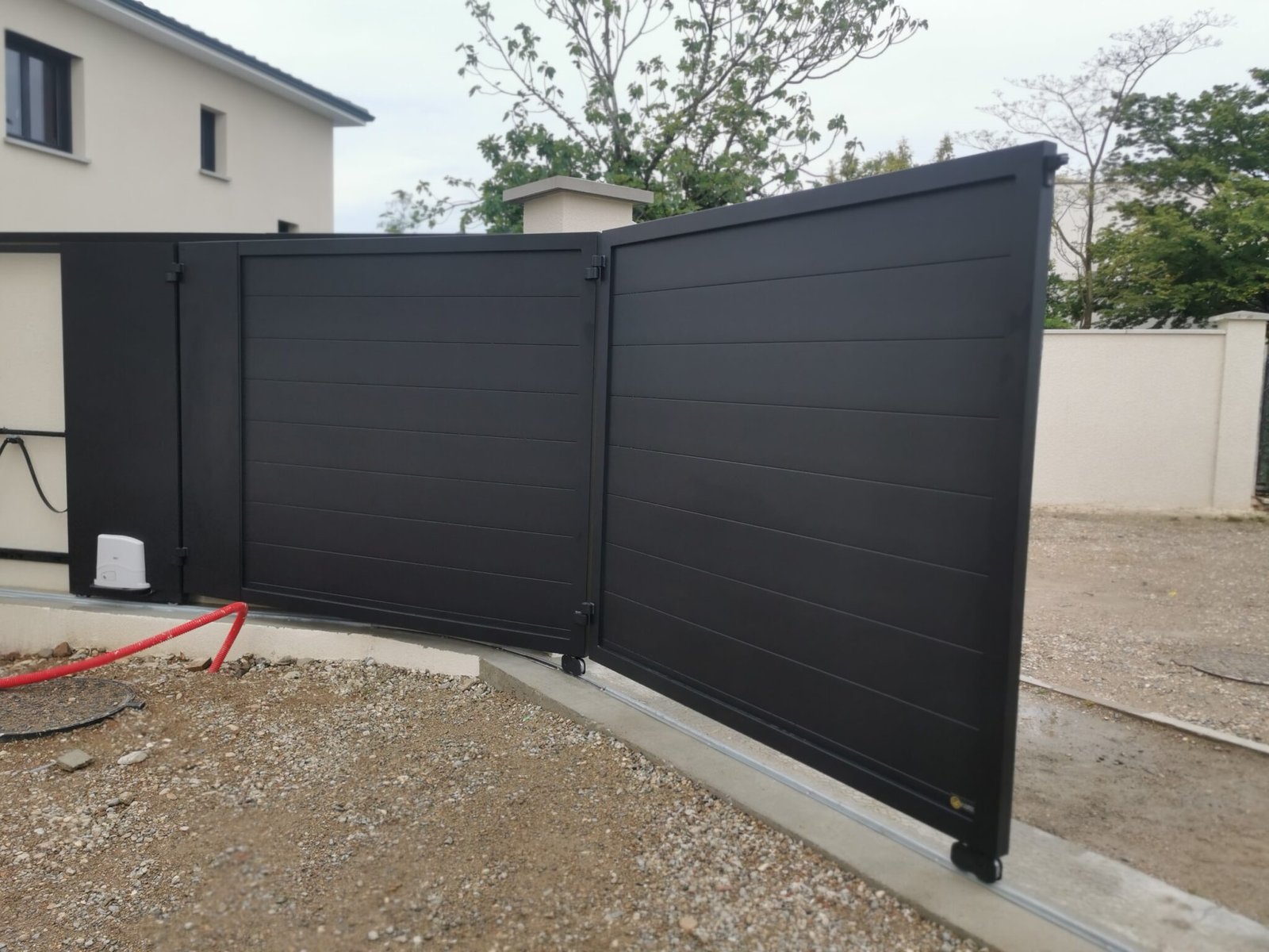 Portail Aluminium Sectionnel Coulissant - portail-sectionnel.fr