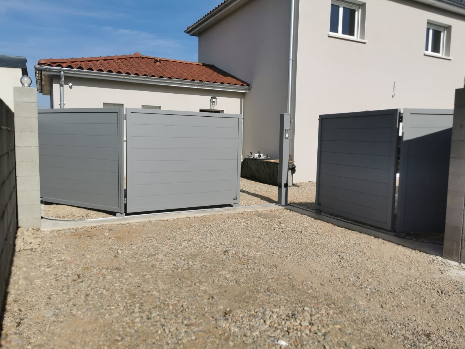 Portail Aluminium Sectionnel Coulissant - portail-sectionnel.fr